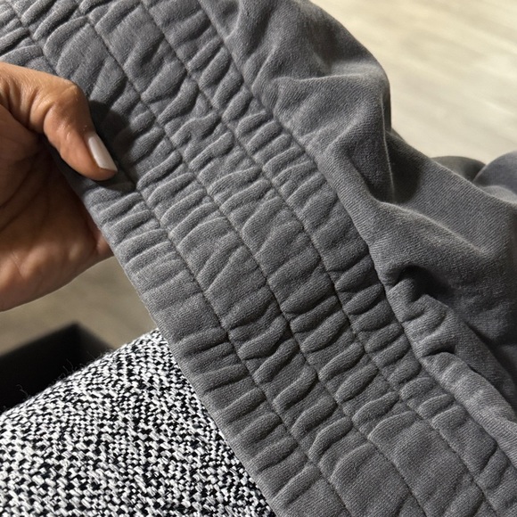 TALENTLESS bodies cropped hoodie in Gray Hoodie size small - Picture 8 of 10